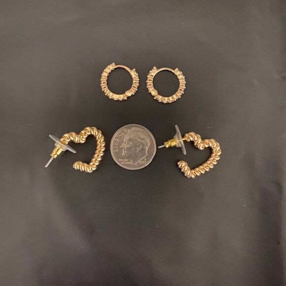 Sugarfix by BaubleBar Two Hoops Earrings Hearts NEW - Picture 6 of 7